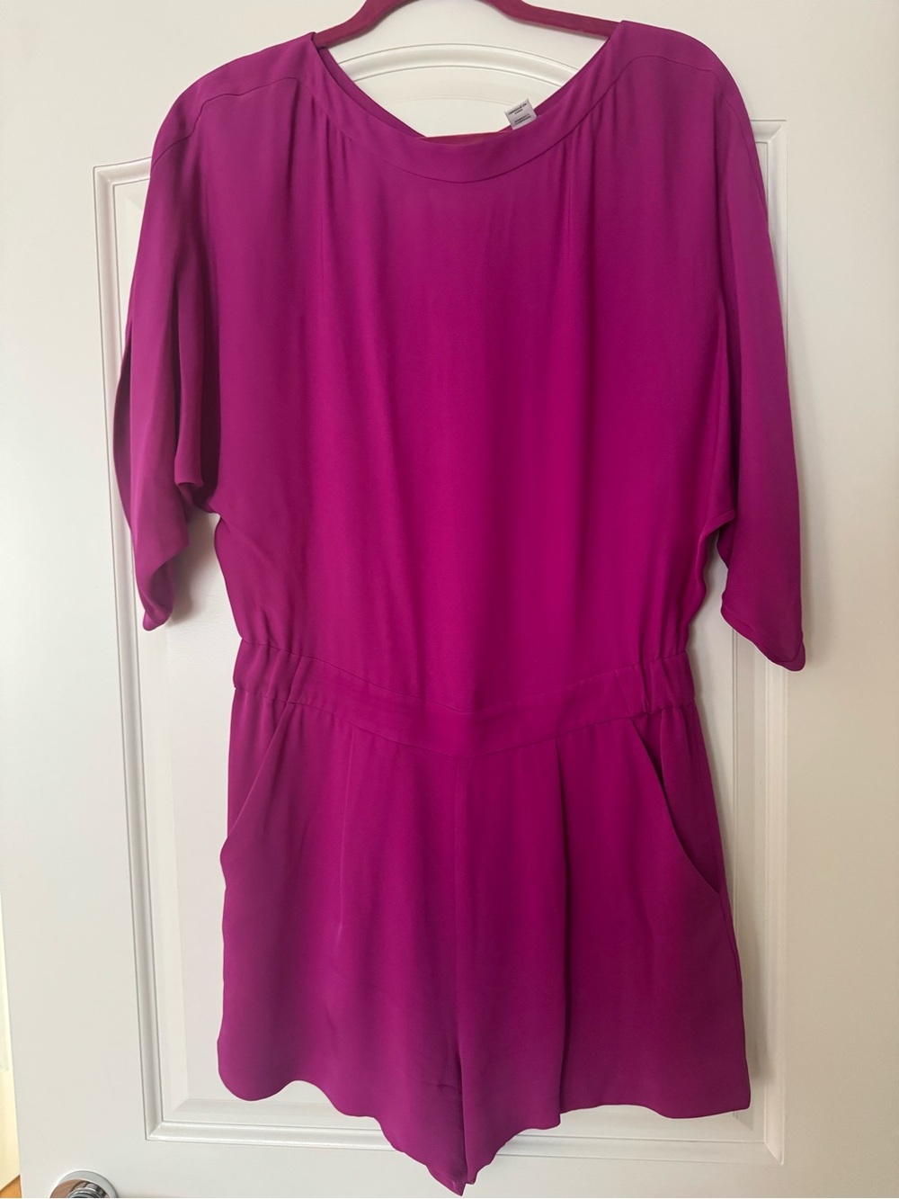 Dvf Women’s Magenta Short Sleeve Romper